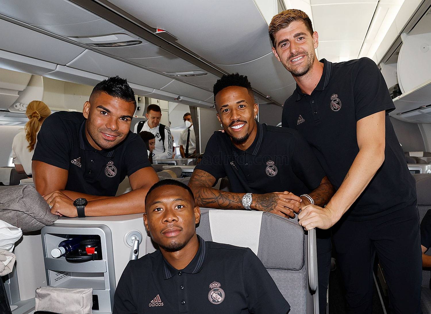 法兰克福迎欧超杯关键赛;今晚更衣室发声;震撼外界;细节决定成败(2024欧超杯) 法兰克福迎欧超杯关键赛;今晚更衣室发声;震撼外界;细节决定成败(2024欧超杯)