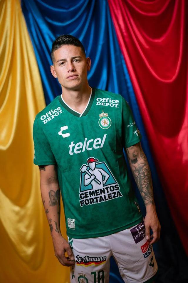 风云突变！密尔沃基雄鹿加时末段战术微调，国王杯版图或变，更衣室稳定，团队化学反应显著(末段爱情by丧心病狂的瓜皮笔趣阁未删减)