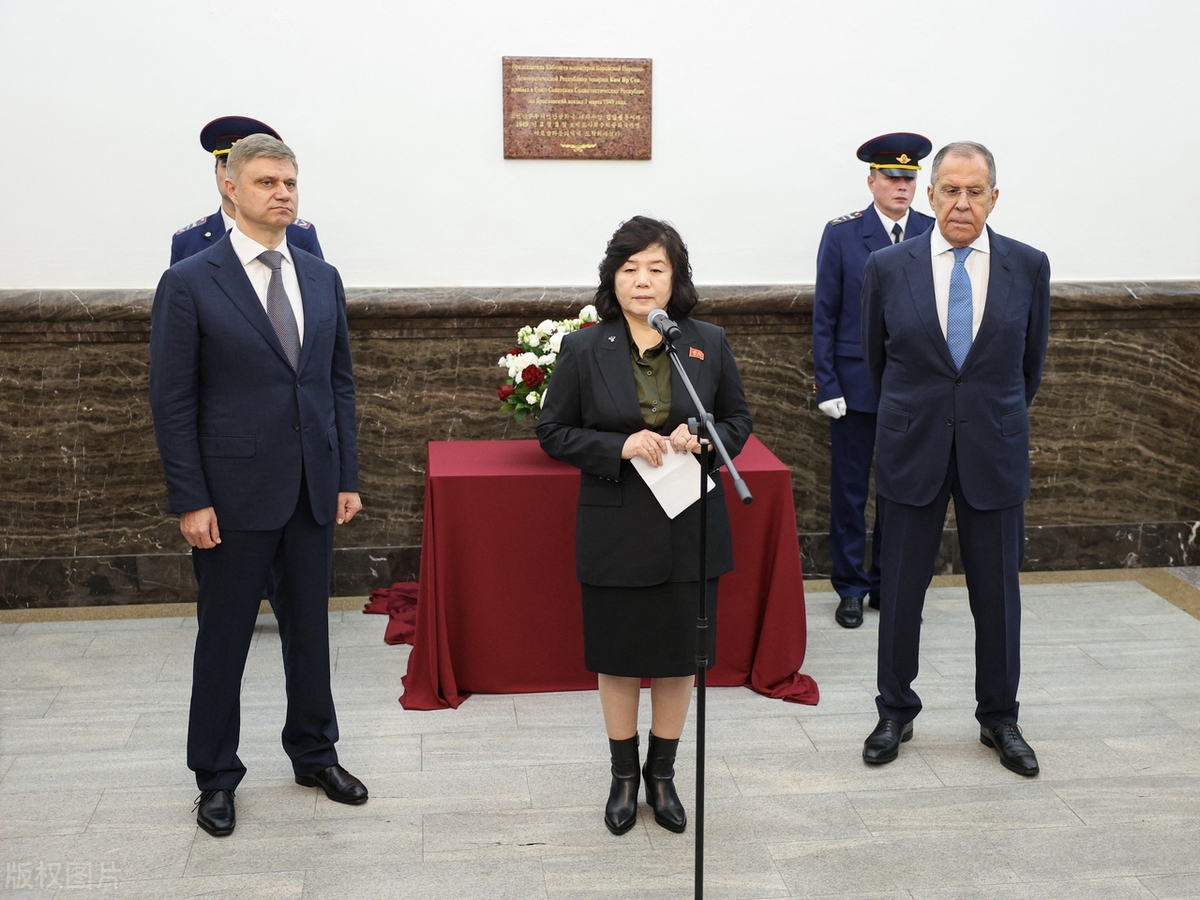 开云APP-窗口期法国杯传出新动向，新奥尔良鹈鹕再遭质疑，管理层表态——气氛紧张，训练强度明显提升的简单介绍